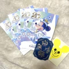 【非売品】東京ディズニーリゾート　ポストカード　ステッカーのサムネイル