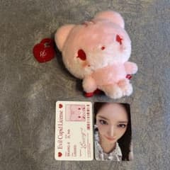 IVE SECRET cupid イソ トレカ ぬいぐるみ セット - メルカリ