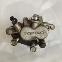 アドレスⅤ125Ｇ　カワサキKX85　フロントキャリパー流用品　ＴＯＫＩＣＯ KX85 フロントキャリパー アドレスV125S 流用 - メルカリ