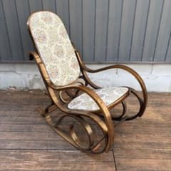 昭和レトロ 木製 ベントウッド ラタンロッキングチェア アームチェア 古家具 昭和レトロ 木製 ベントウッド 花柄ゴブラン織り ロッキングチェア
