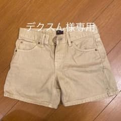 ショートパンツのサムネイル