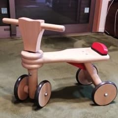 木製　三輪車のサムネイル