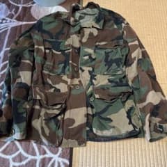 迷彩柄フィールドジャケット＆タクティカルベスト セットのサムネイル