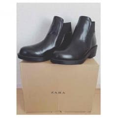 ★未使用★ZARAサイドゴアブーツのサムネイル