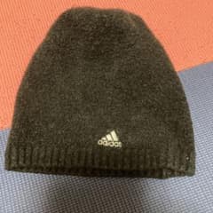 adidas ニットキャップのサムネイル