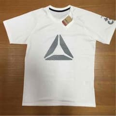 Y様専用 リーボック 半袖Tシャツのサムネイル