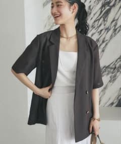 La boutique BonBon ライトメッシュハーフスリープジャケット - メルカリ