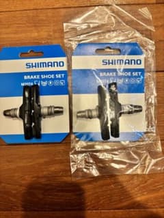 シマノ M70T4 ブレーキシュー 2セット Y8BM9803Aのサムネイル