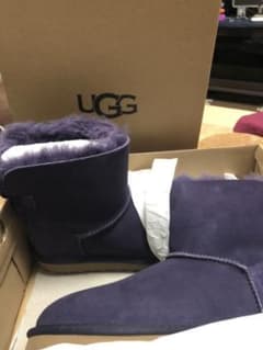 UGG アグ ムートンブーツ　1月5日まで更に値引き中‼️更に値引きしました！のサムネイル