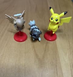 ポケモンチョコエッグ フィギュア 3体セット ピカチュウ ヌケニン ジグザグマのサムネイル
