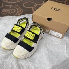 UGGスポーツサンダル 24cmのサムネイル