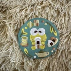サンリオ刺繍缶バッジのサムネイル