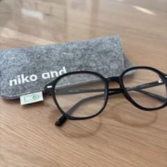 伊達メガネ　　黒縁メガネ　ニコアンドのサムネイル