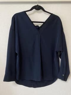urban research ブラウスのサムネイル