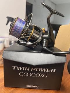 シマノ SHIMANO 20 ツインパワー C5000XG スピニングリール美品のサムネイル