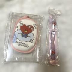 BTS BT21 TATA 바디 스폰지 & 허브 세트