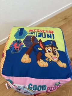 【新品タグ付き】パウ・パトロール キューブ型クッション　サイコロクッション