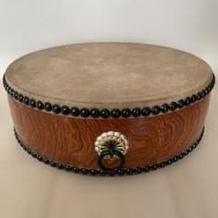 和太鼓 平太鼓 32cm 和楽器 上鳴 日本製 くりぬき 本革 1尺1寸 - メルカリ