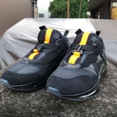 最終価格　完売品　Nike Air Max 720 Slipのサムネイル