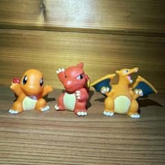 ポケモンフィギュアセット 64個　平成当時もの　レア リザードンキラあり　初期 リザードン ポケモン フィギュア レトロ レア 昔 懐 初期 当時物