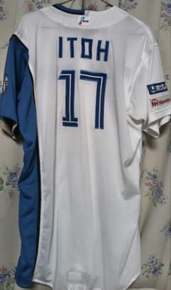 ファイターズ 伊藤大海︀選手 プレイヤーズコレクタブルユニフォーム 