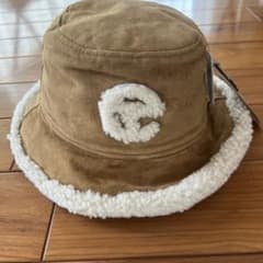 【新品未使用】限定コラボ UGG × TELFAR もこもこ ボアハット S/Mのサムネイル
