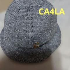 CA4LA 골드 로고가 있는 그레이 버킷 햇