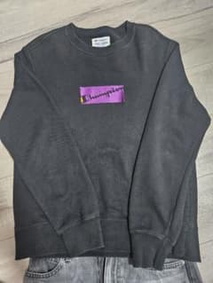 Champion チャンピオン スウェット M 黒 パープルロゴ Cロゴ 古着のサムネイル