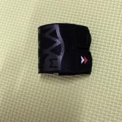 ザムスト　指サポーターのサムネイル