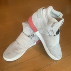 海外限定品　アディダス　チューブラーのサムネイル