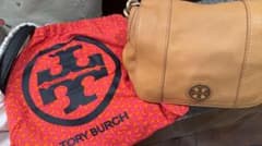 Tory Burch ベージュ ハンドバッグ 収納袋付きのサムネイル