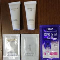 フェイシャルウォッシュ 洗顔料  デコルテのサムネイル