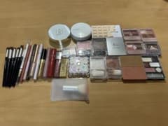 コスメまとめ売りのサムネイル