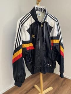 adidas ストライプジャケットのサムネイル
