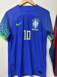 【正規品】サッカーブラジル代表 #10 NEYMAR Mサイズ オーセンティック 正規品】サッカーブラジル代表 #10 NEYMAR Mサイズ オーセンティック