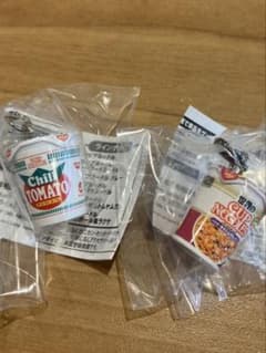 日清カップヌードル めじるしアクセサリー チリトマト、トムヤムクン