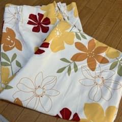 花柄カーテン 約170cm x 180cm ニトリ　2枚セットのサムネイル