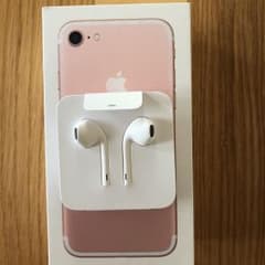 iPhone7  イヤホン 純正 新品 未使用のサムネイル