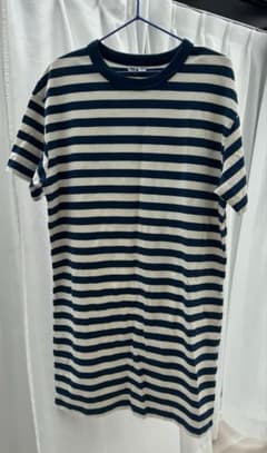 ユニクロ　ロング半袖tシャツ ボーダーのサムネイル