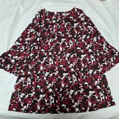 Lilian レリアン 薔薇柄 チュニック キーネックブラウス プルオーバー