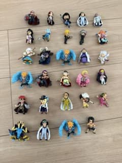 ワンピの実　ワンピース フィギュアセット 30体のサムネイル