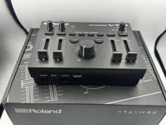VT-4 VOICE TRANSFORMERのサムネイル