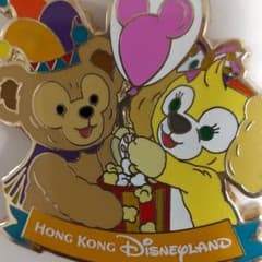 ばお様専用 ダッフィのピンバッチのサムネイル