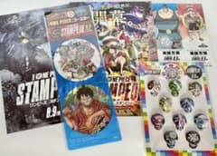 ONE PIECE STAMPEDE 映画グッズ 缶バッジ 付録コースターセットのサムネイル