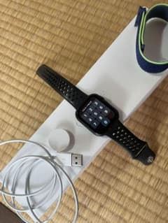 Apple Watch 5   44mm スペースグレー アルミのサムネイル