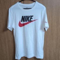NIKE Tシャツのサムネイル