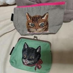 猫刺繍ポーチ2点セット ナタリーレテ - メルカリ