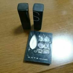 化粧品のサムネイル