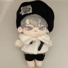【超メルカリ市中値下げ】 無属性ぬいぐるみ 20cm 37のサムネイル