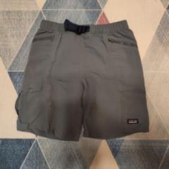 Patagonia キッズXL 水陸両用ハーフパンツ グレー